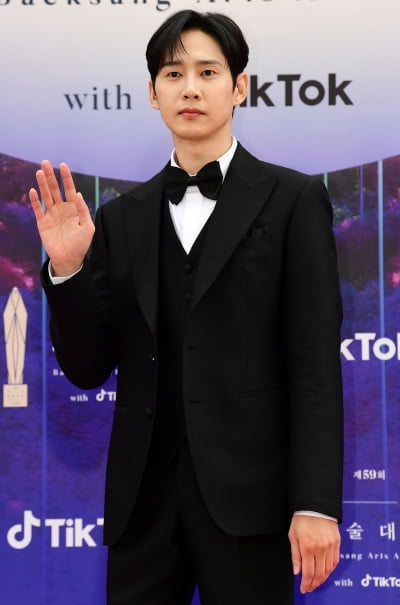 [TEN 포토] 박성훈 '깔끔한 나비넥타이'