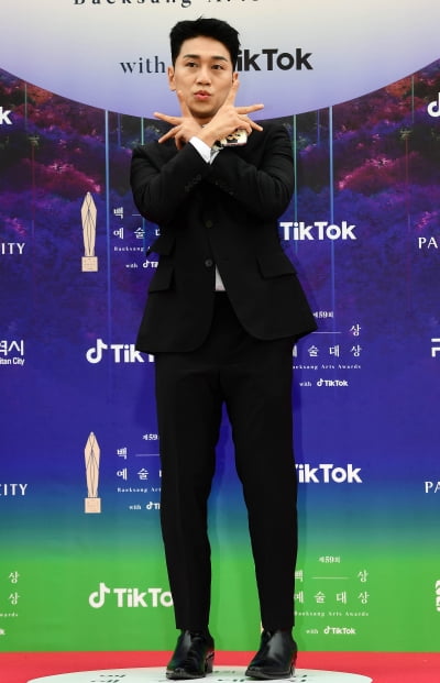 [TEN 포토] 김경욱 '요즘 대세남'