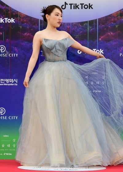 [TEN 포토] 이은지 '드레스 휘날리며'