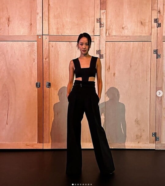 '9살 연상♥' 손연재, '헉' 몸매 그대로 드러난 수트패션…눈 둘 곳 없네