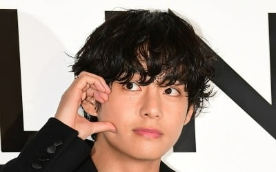 BTS 뷔, 칸 레드카펫 안 밟는다…소속사 "브랜드 이벤트 참석차 칸 行" [TEN이슈]