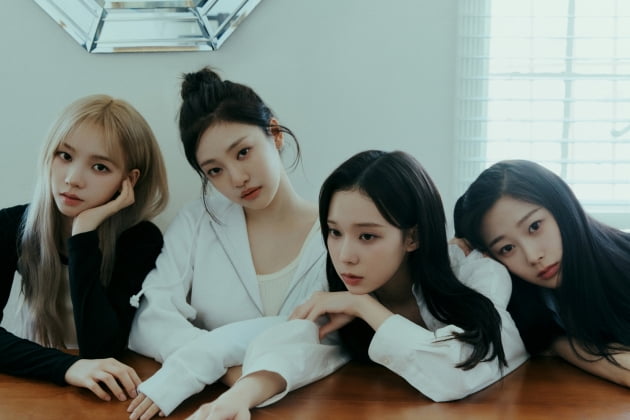 '역대급 컴백' 에스파, 'Welcome To MY World' 선공개