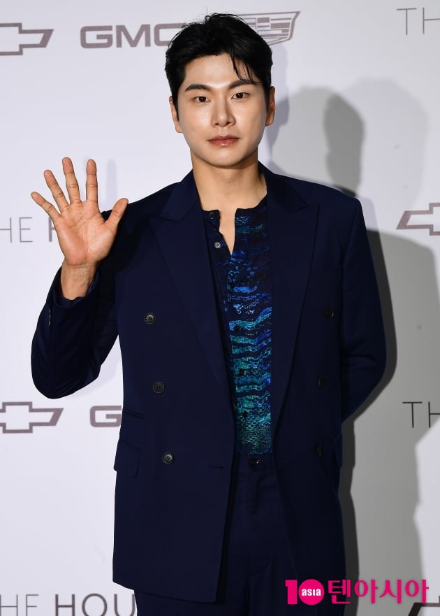 [TEN 포토] 이이경 '부드러운 카리스마'