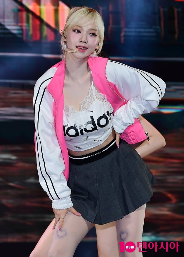 [TEN 포토] 에스파 카리나 '이 미소에 반한다'