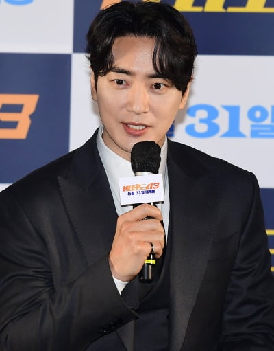 [TEN 포토] 이준혁 "살 20kg 벌크업으로 만들었다"