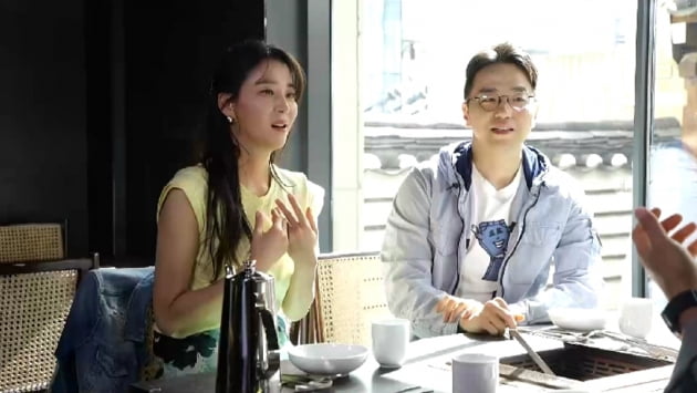한고은, ♥남편 있는데 황치열과 포옹 인사…"결혼 생각 있냐"('신랑수업')