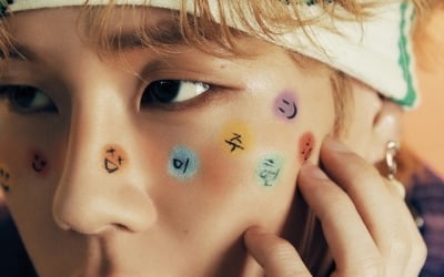 '믿듣퍼' 몬스타엑스 주헌, 첫 솔로 앨범 '라이트' 콘셉트 포토 공개