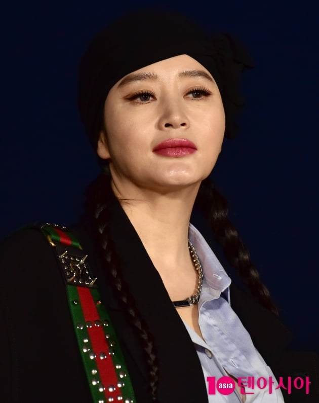 [TEN 포토] 김혜수 '20대는 못따라할 독보적 우아함'