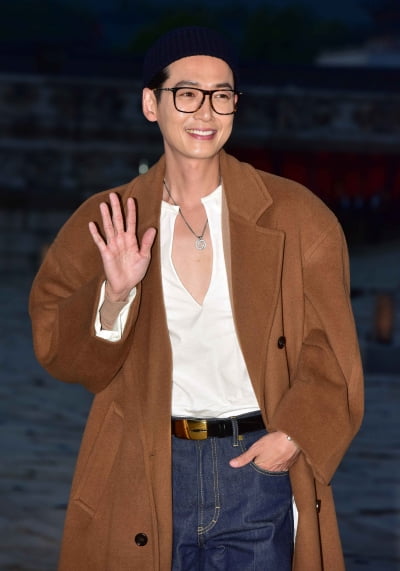 [TEN 포토] 정경호 '해맑은 미소'