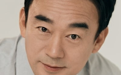 [공식] '재벌집' 이성민 비서 정희태, '마당이 있는 집'서 김태희·임지연과 호흡