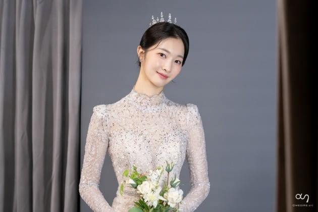 홍비라./사진= 어썸이엔티