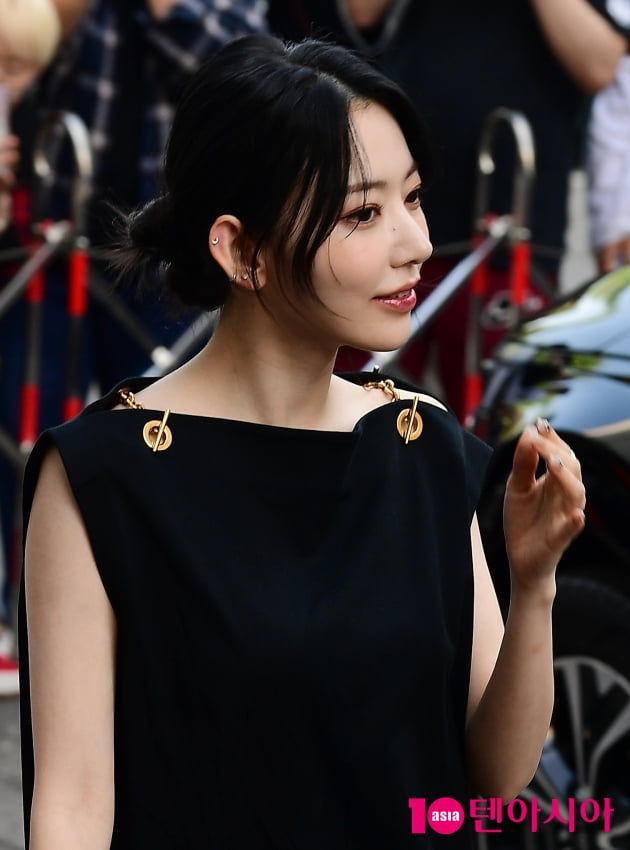 [TEN 포토] 르세라핌 사쿠라 '오똑한 콧날'