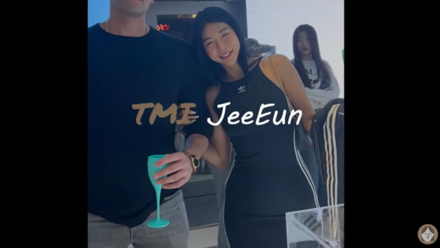 줄리엔강, 111만 유튜버 제이제이와 열애 중…'핫한 커플' 탄생 [TEN이슈]