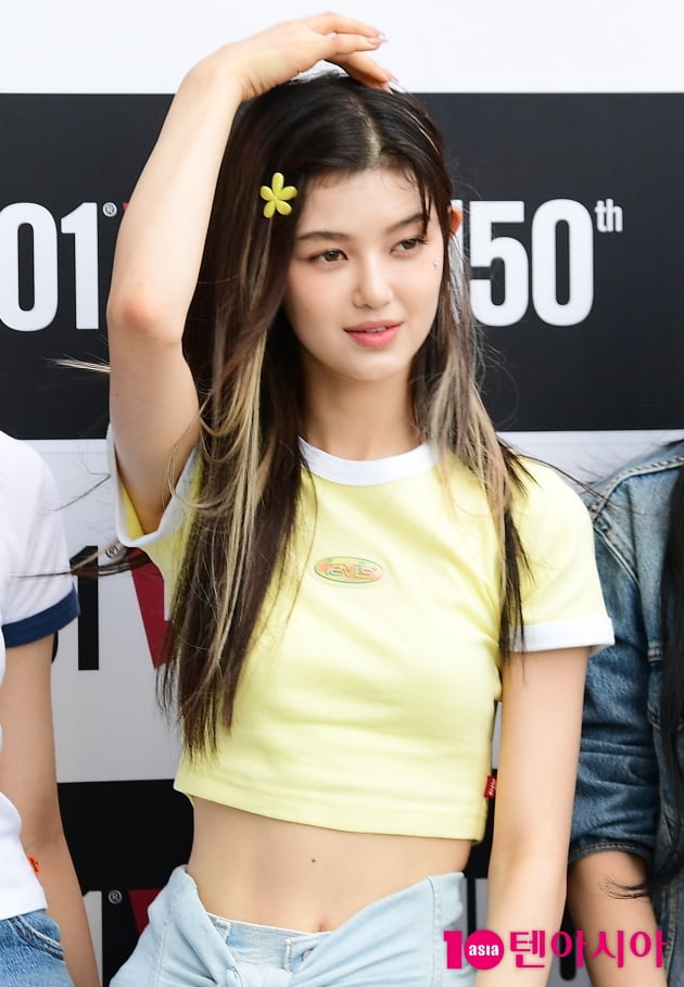[TEN 포토] 뉴진스 다니엘 '섹시한 11자 복근'