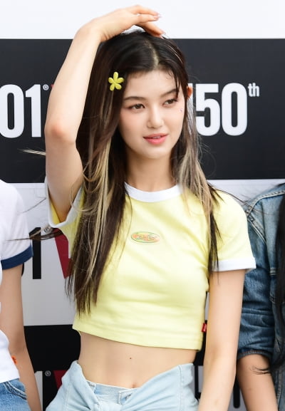 [TEN 포토] 뉴진스 다니엘 '섹시한 11자 복근'