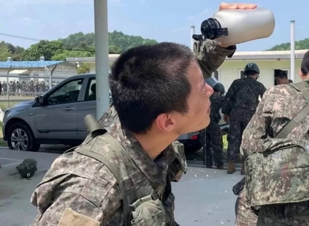 /사진 = 온라인 커뮤니티