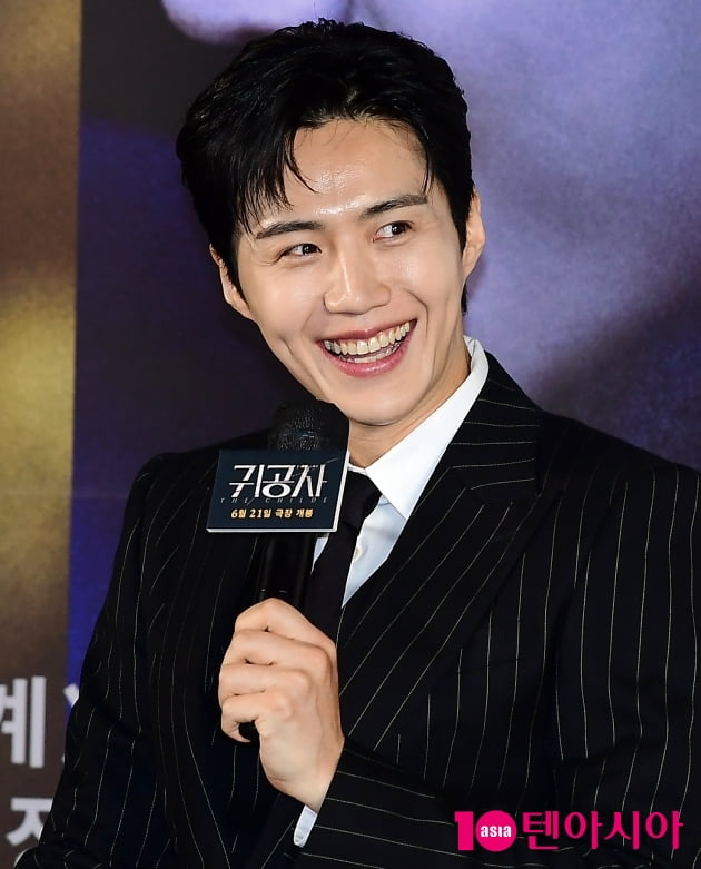 [TEN포토] 김선호 '다시 찾은 미소'