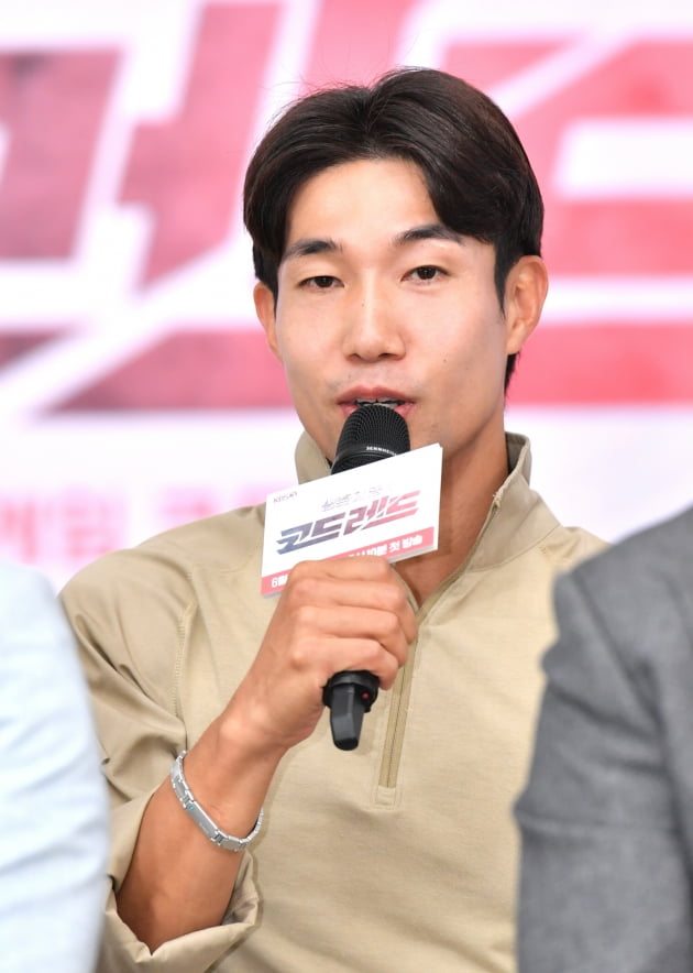 [종합] "불타는 집에서 탈출하라" 국가대표·군인 출신이 보여주는 '생존게임'