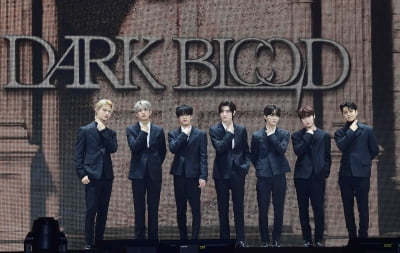 [TEN 포토] 엔하이픈 '미니 4집 'DARK BLOOD'로 컴백'