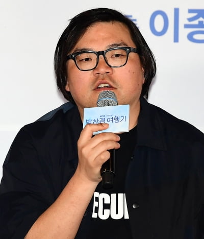[TEN 포토] 이종필 감독 '즐거운 쵤영이었다'