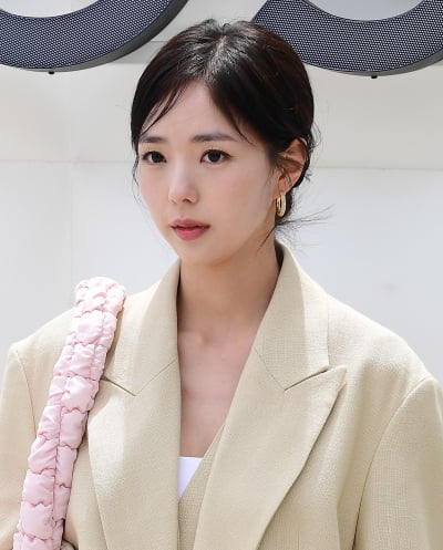 [TEN 포토] 채수빈 '작은얼굴에 꽉 찬 예쁨'