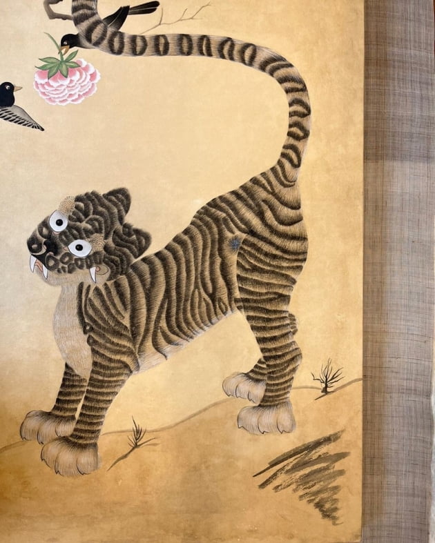 '워킹맘' 이하늬, 동양화는 또 언제?…딸 위해 완성한 호랑이 그림[TEN이슈]
