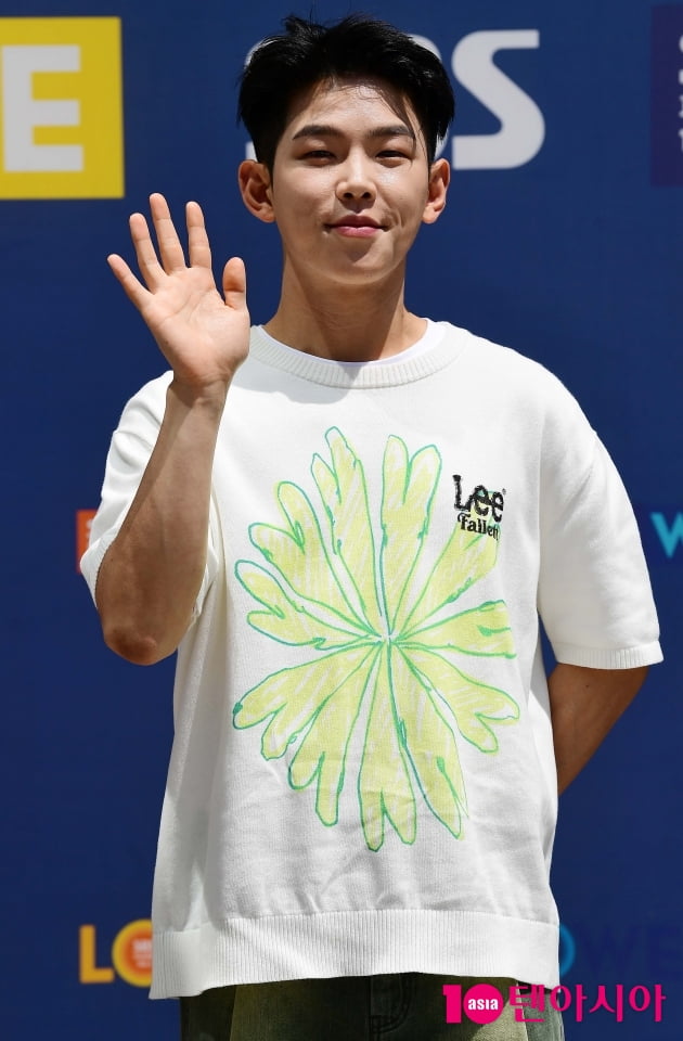 [TEN 포토] 폴킴 '멋진 인사'