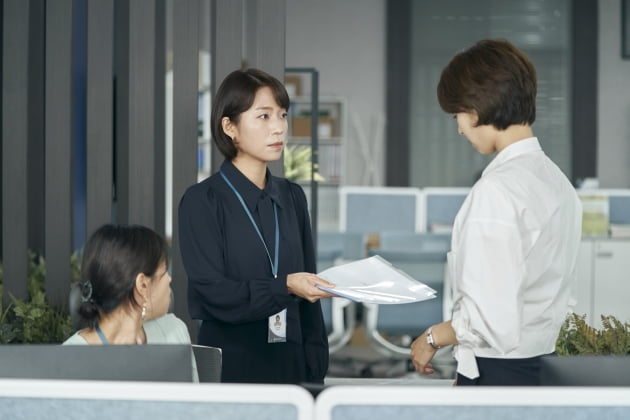 이연희, '채용비리 논란' 대기업에 공식 사과 받았다('레이스')