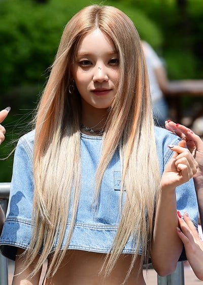 [TEN 포토] 여자아이들 우기 '상큼한 하트'