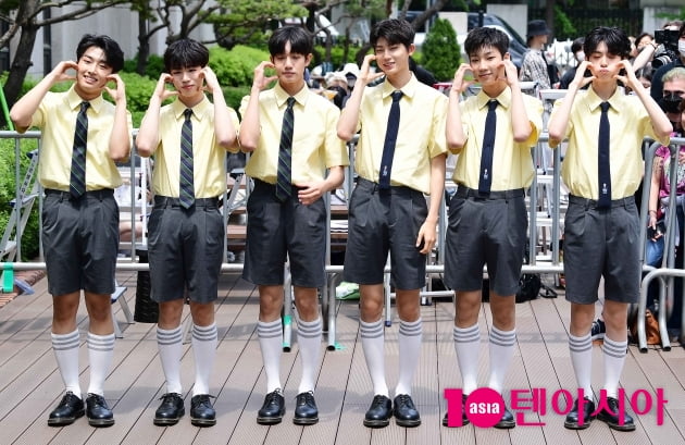 [TEN 포토] 더윈드 '평균나이 16세의 풋풋한'