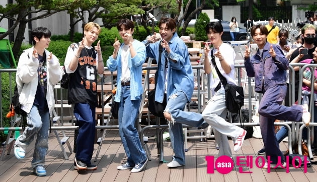 [TEN 포토] 블리처스 '신나는 마카레나'