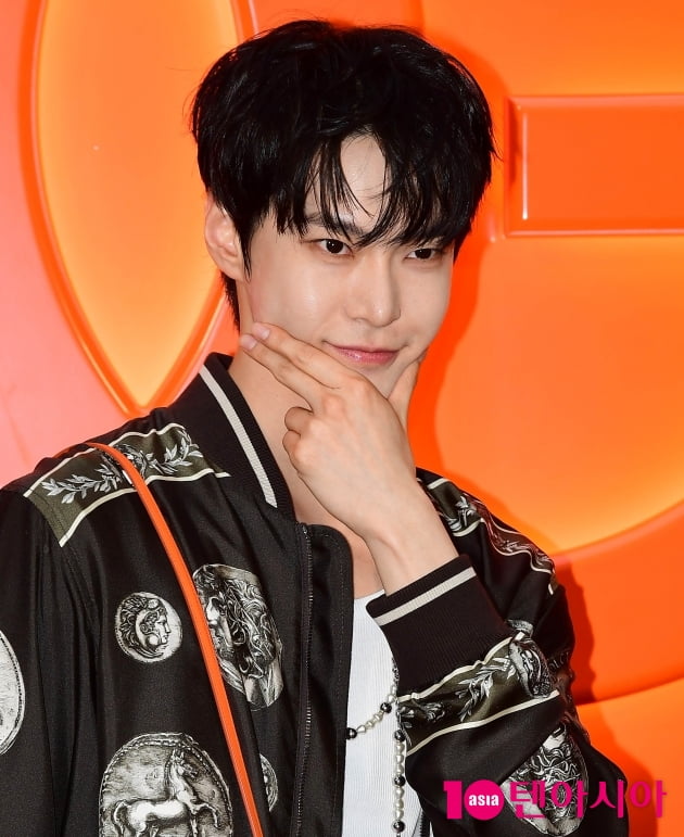 [TEN 포토] NCT 도영 '귀여운 아궁빵'