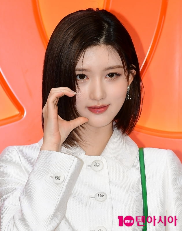 [TEN 포토] 아이브 가을 '이렇게 예뻐도 되는 겁니까'