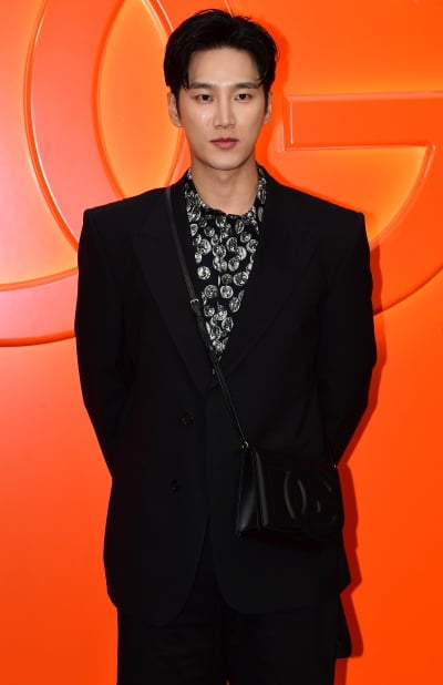 [TEN 포토] 안보현 '훈훈한 비주얼'