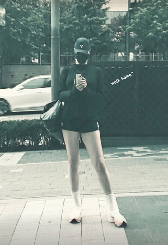(사진=김혜수 SNS)
