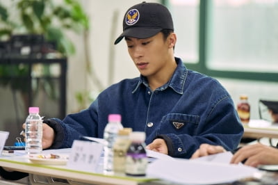 구교환, 72시간 만에 부활한다…'부활남' 캐스팅 완료·5월 7일 크랭크인 [공식]