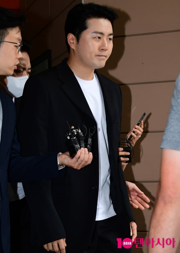 [TEN 포토] 이루 '빨리 가자'