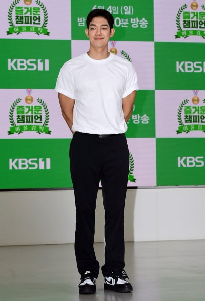 [TEN포토] 박재민 '화려한 근육'