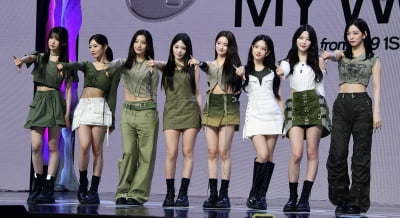 [TEN포토] 프로미스나인 '타이틀곡 '#미나우(#menow)'로 돌아왔어요'