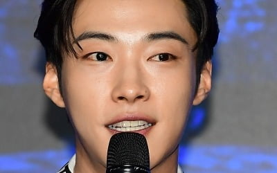 우도환 "'무한 신뢰' 김주환 감독에 24시간 가스라이팅 당했다"('사냥개들')