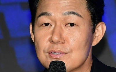 '브로맨스 브로커' 박성웅 "연기 안해도 난 악의 축…우도환·이상이 케미는 찐"('사냥개들')