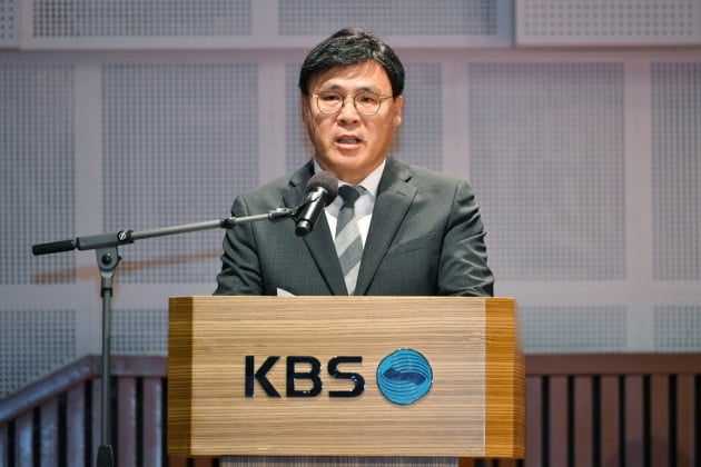 김의철 KBS 사장 "수신료 분리징수, 철회해주면 사퇴…대통령 면담 원해"