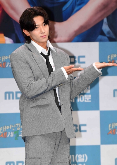 덱스 '잘생긴 기안84 첫 공중파 출연 행복한 미소' [TEN포토+]
