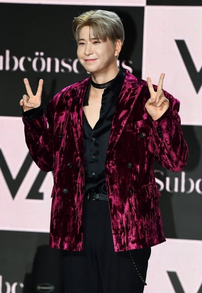 [TEN포토] VAV 세인트반 '귀여운 리더'