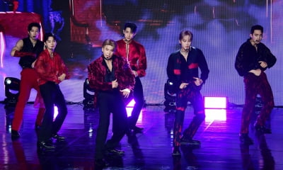 [TEN포토] VAV '뱀즈들이 오랜 기다림 만큼 좋은활동을 시작'
