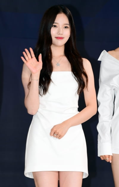 [TEN포토] 위클리 수진 '요정 미소'