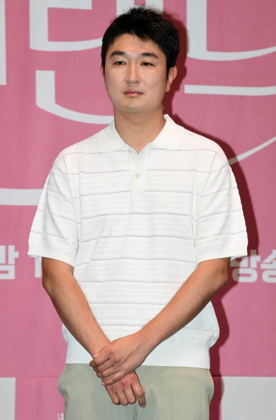[TEN포토] 임현욱 감독 '킹더랜드 연출'