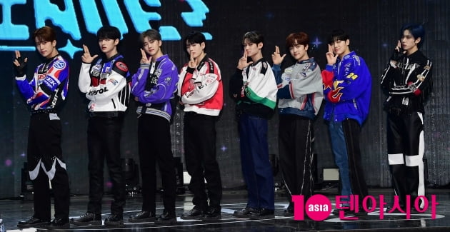 '데뷔' 루네이트 "회사 선배 아스트로, 비주얼에 우리도 밀리지 않아"