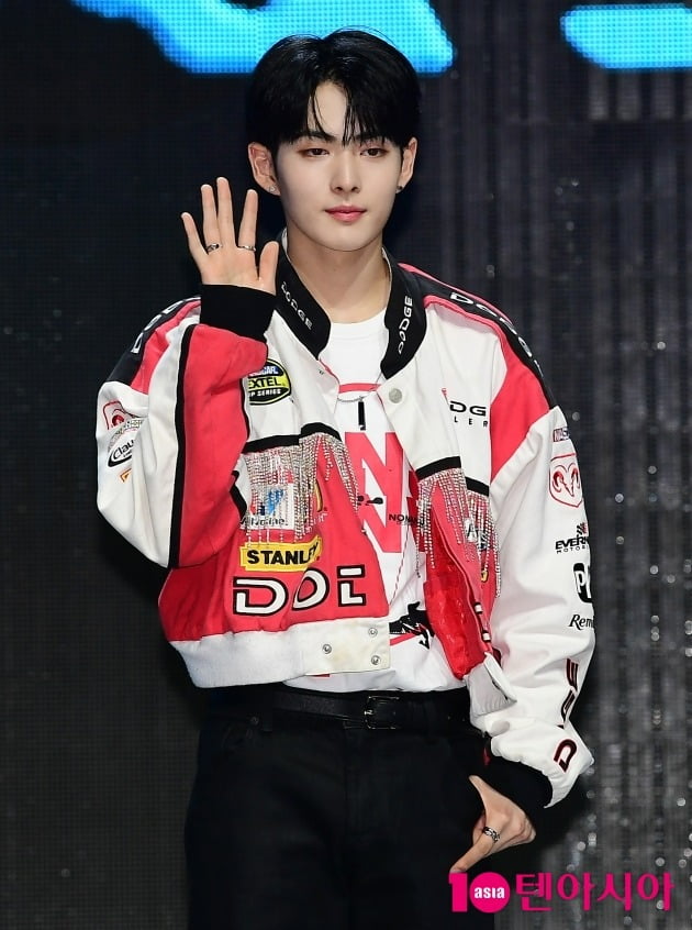 [TEN포토] 루네이트 타쿠마 '유일한 글로벌 멤버'