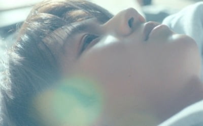 루네이트, 더블 타이틀 '보야져' MV 공개 '청량美'